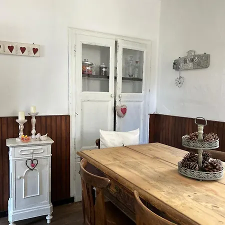 Bnbook Ca Du Val Apartment Falmenta
